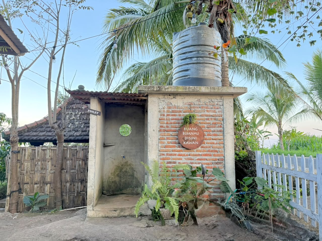 Toilet Umum